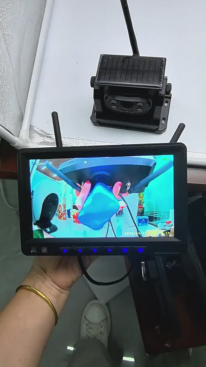 FOXDAK FD04 Magnetic Wireless Solar Backup Camera With 7" Screen for trucks
